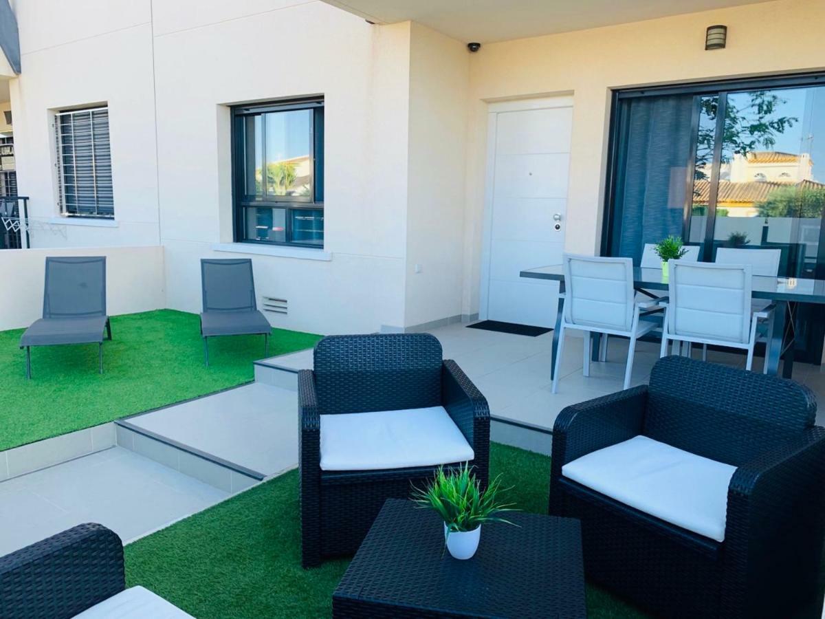 Apartment Playa Elisa Bay 皮拉尔－德拉奥拉达达 外观 照片